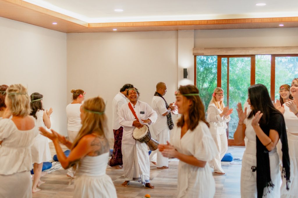yoga teacher training in bali by bali yogshala